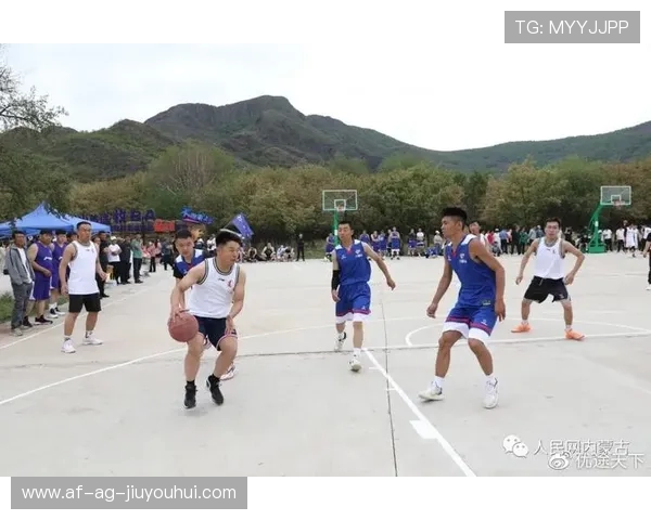 邢台生态园足球赛激情开赛 各队激战正酣展现团队风采